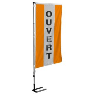 Kit mat et drapeau Ouvert orange à bandes latérales 5.5 m